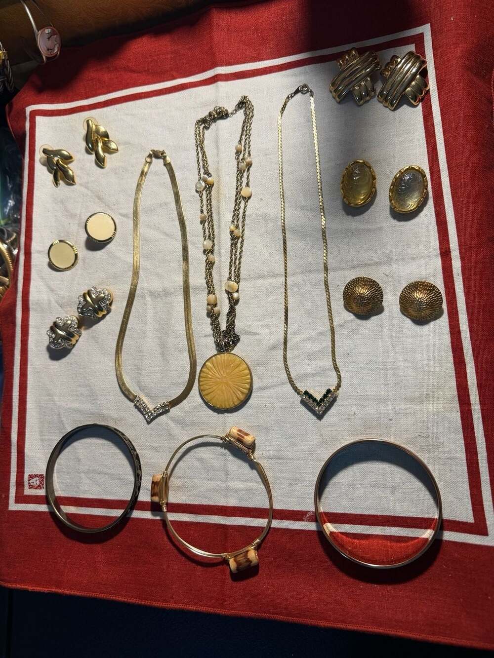 (12) Piece Lot Includes Erwin Pearl